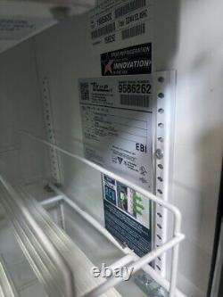 9 True Gdm-41sl-48-hc-ld Blk 2 Glass Door Refrigerated Merchandiser