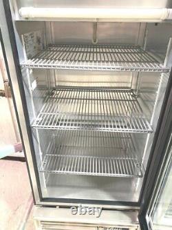 Cooler True GDM-10 /24 7/8Refrigerated Glass Door Merchandiser