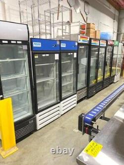 Cooler True GDM-10PT / Pass-Through Refrigerated 2 Glass Doors Merchandiser