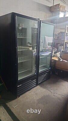 Royal Vendors Rvcf-027 Single Glass Door Refrigerator Merchandiser Used