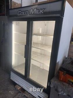 True GDM-49 Glass 2 Door Merchandiser Commercial Refrigerator-120v Working