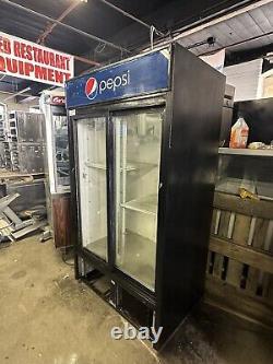 True Gdm-37 Used 2 Sliding Door Glass Refrigerator Cooler Merchandiser