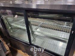 True Tcgg-60-s 60 Curved Glass Refrigerated Deli Merchandiser Deli Case